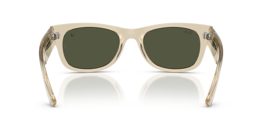 Lentes de Sol Ray Ban Star Wars™ -  Grogu Mega Wayfarer II Beige
